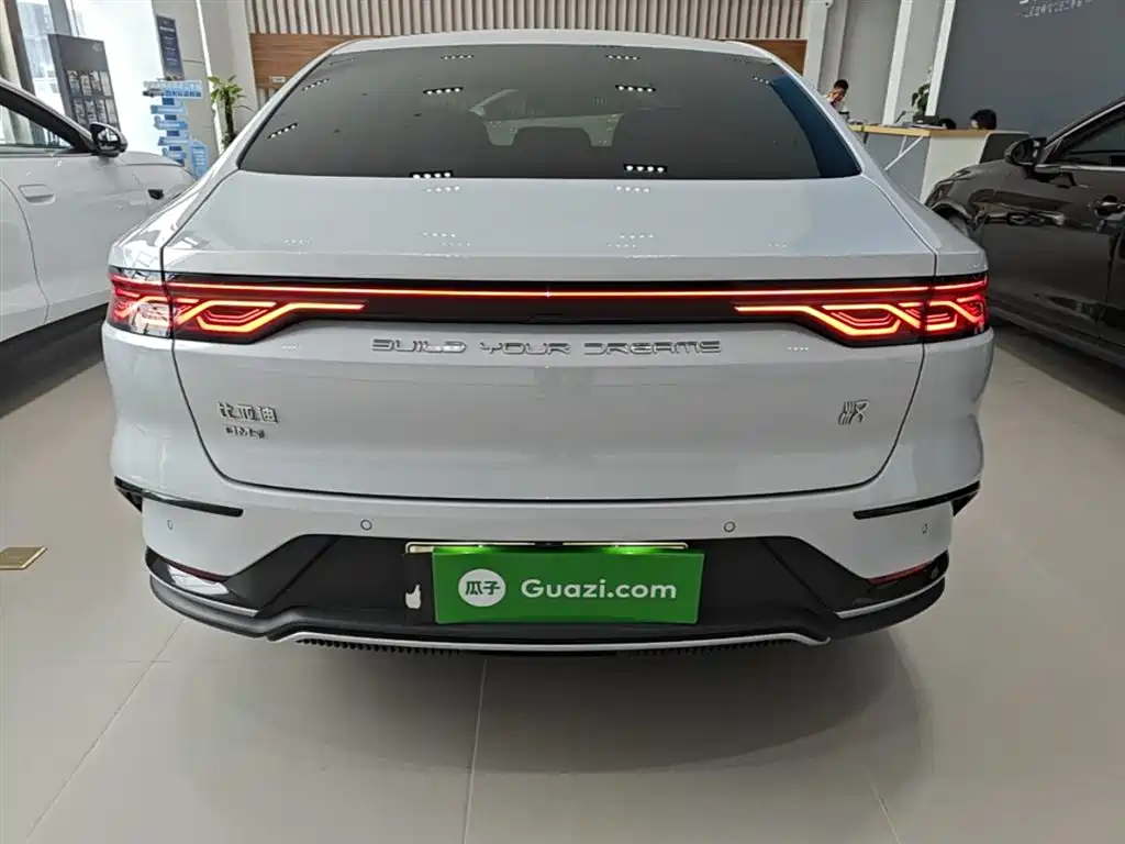 BYD Han 2025 DM-i 125KM Honor фото 6