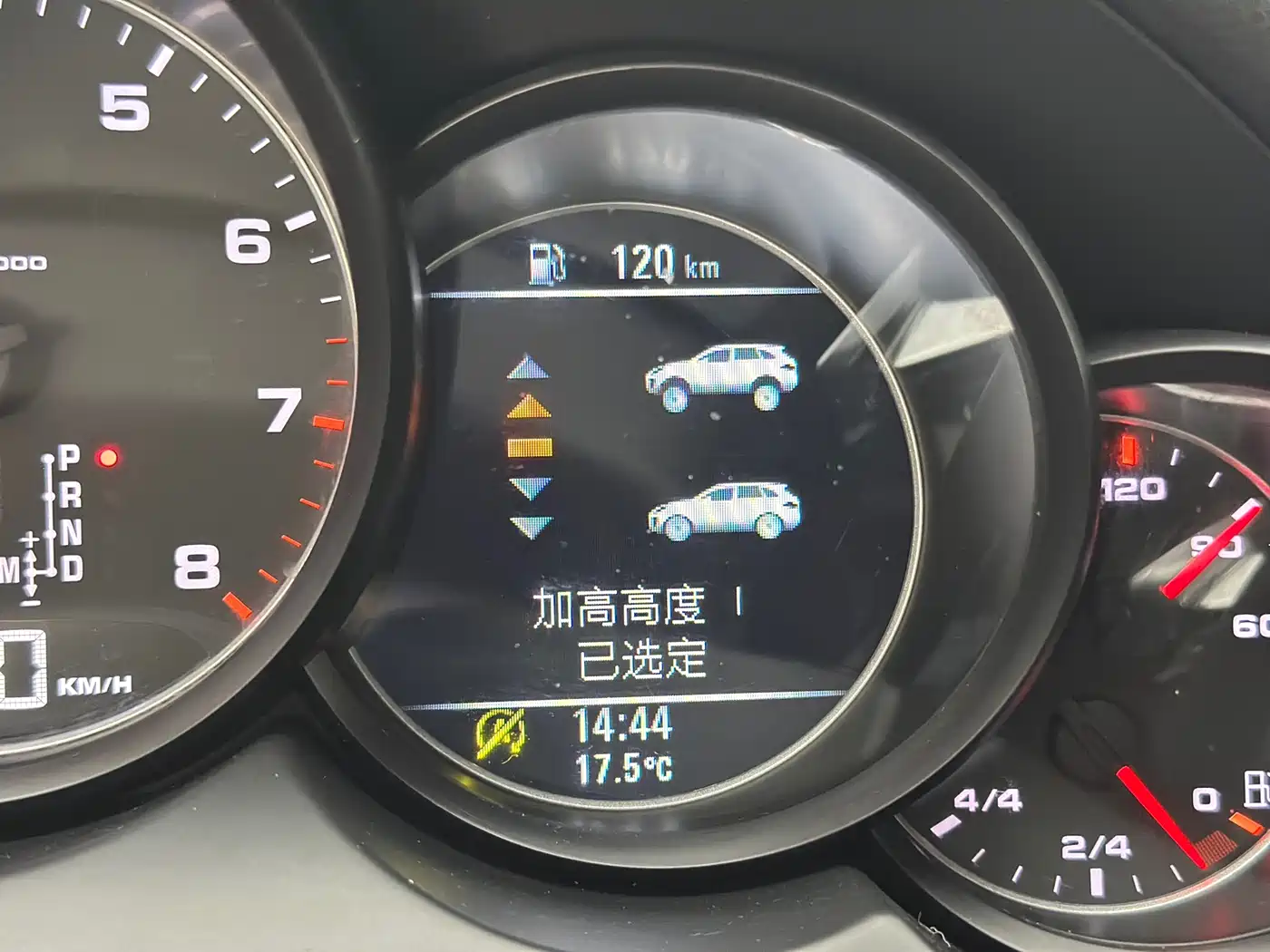 Porsche Cayenne 2015 Cayenne 3.0T фото 22
