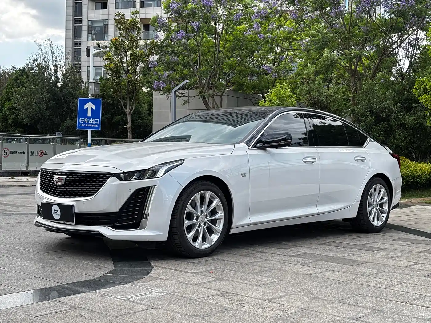 CADILLAC CT5