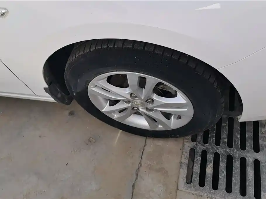 Chevrolet Cavalier 2019 320 Automatic Joy Edition фото 6