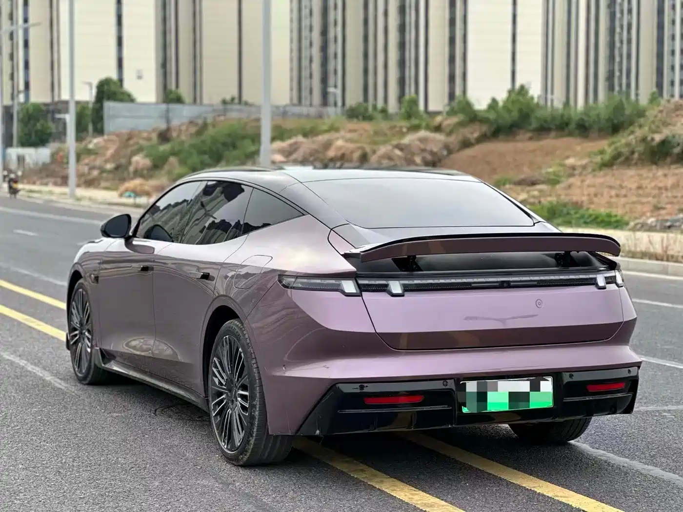 Lynk & Co 10 EM-P 2025 Model 120km Base Version фото 4