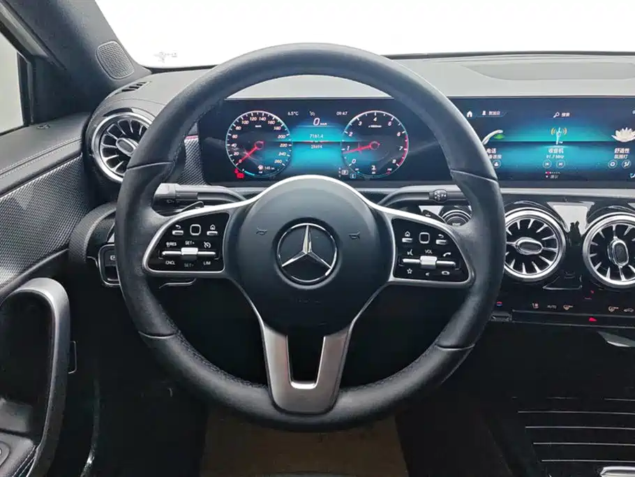 Mercedes-Benz A-Class 2020 Second Facelift A 180 L Sport Sedan фото 15