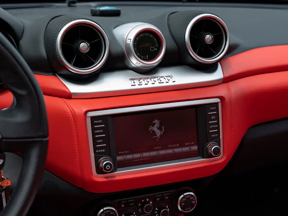 Ferrari California T 2015 3.9T Standard фото 13