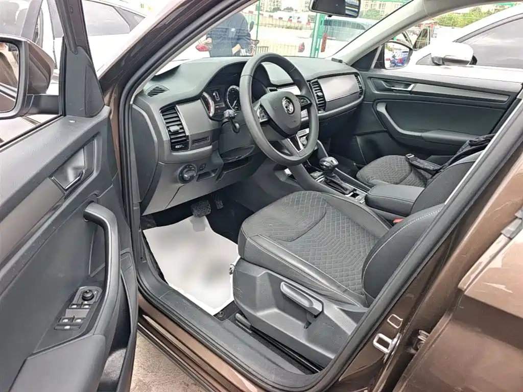 Škoda Kodiaq 2018 Facelift TSI330 5-seat 2WD Comfort Edition фото 16