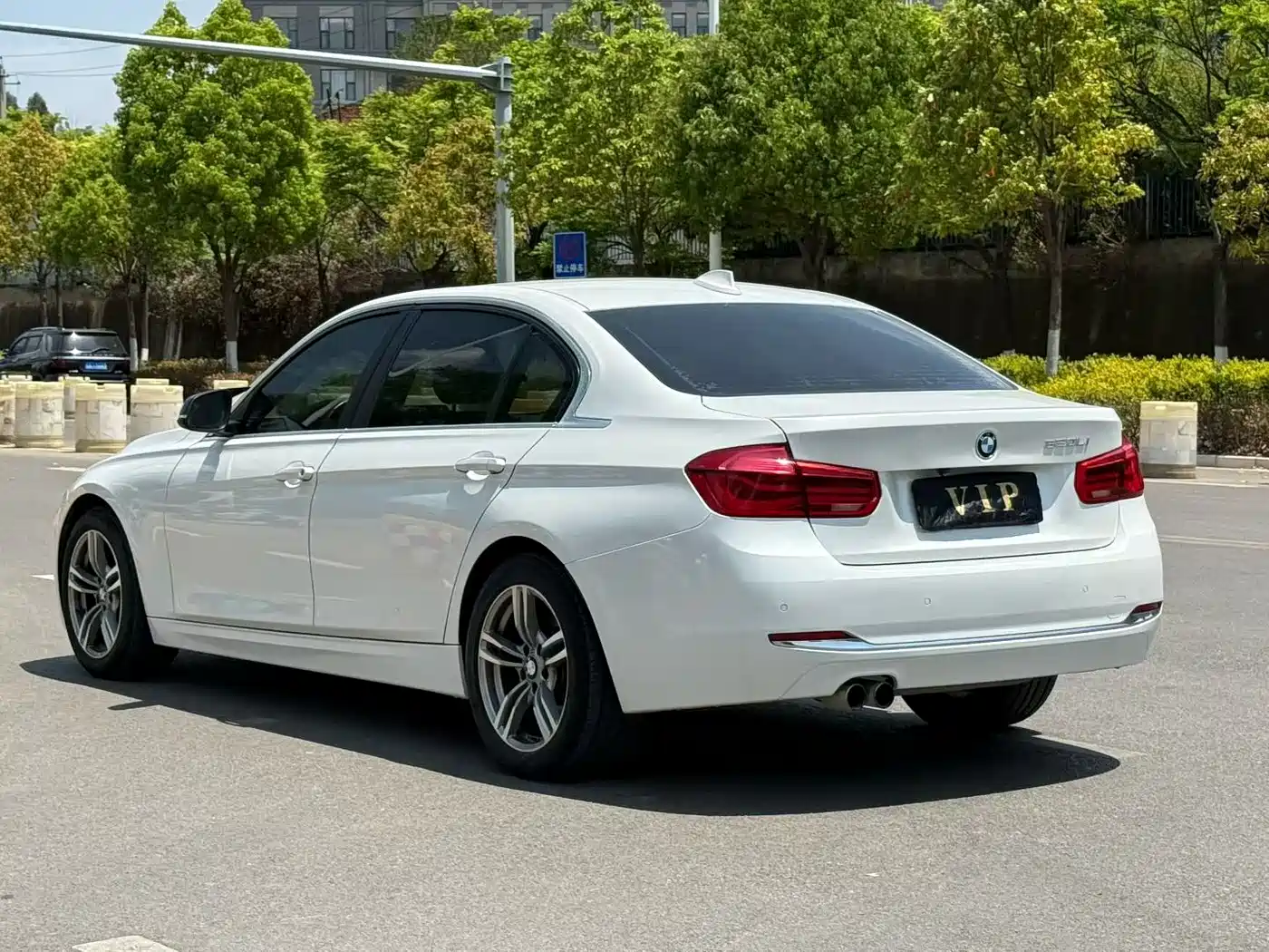 BMW 3 Series 2017 320Li Fashion фото 4