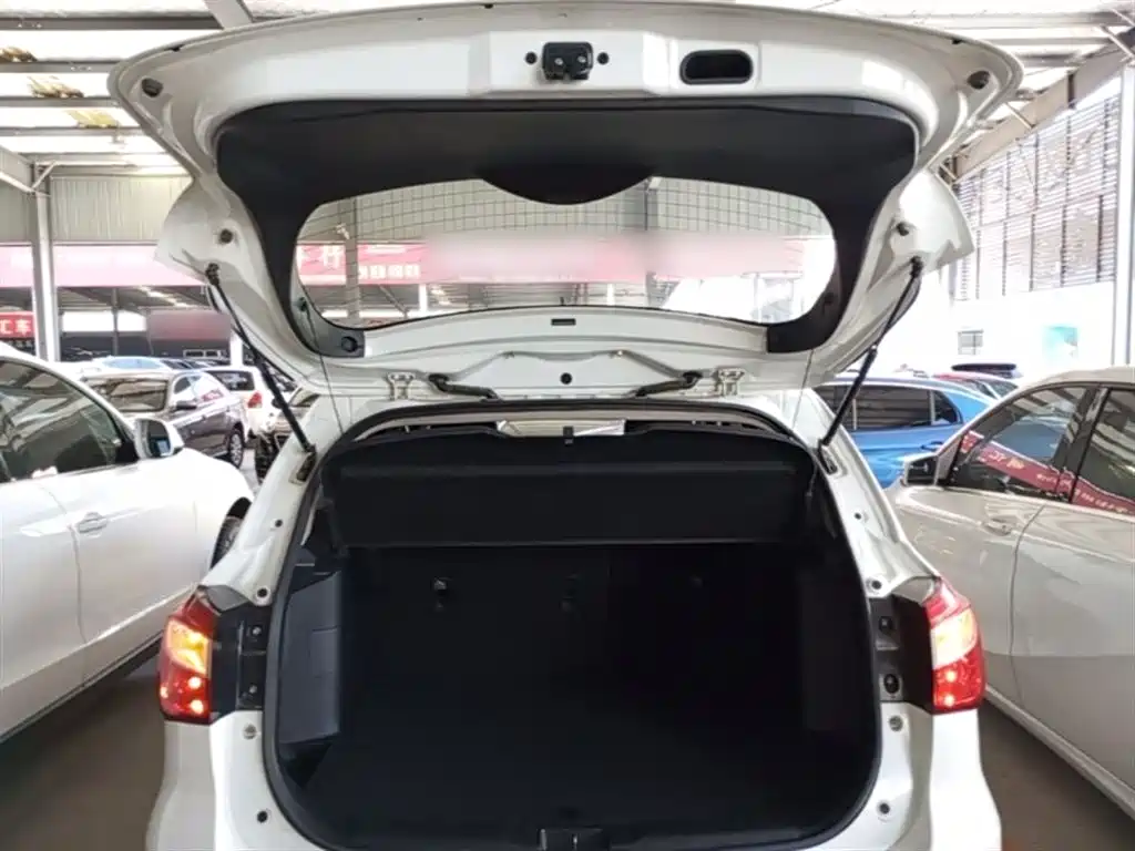 Suzuki SX4 S-Cross 2015 2014 1.6L Manual 2WD Progressive