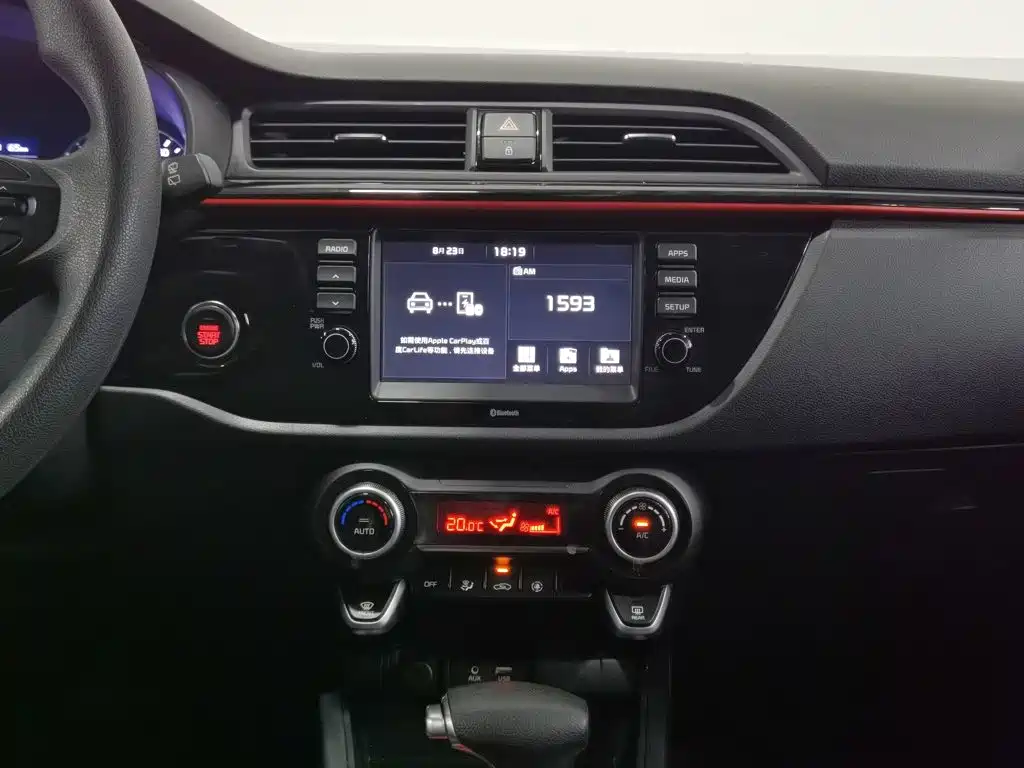 Kia KX CROSS 2018 2017 1.4L AT GLS