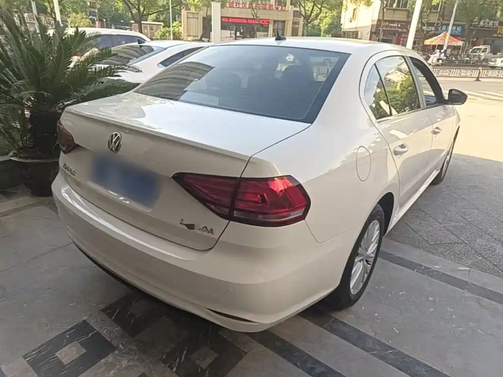 Volkswagen Lavida 2019 Lavida Start 1.5L Auto Comfort (China VI) фото 7