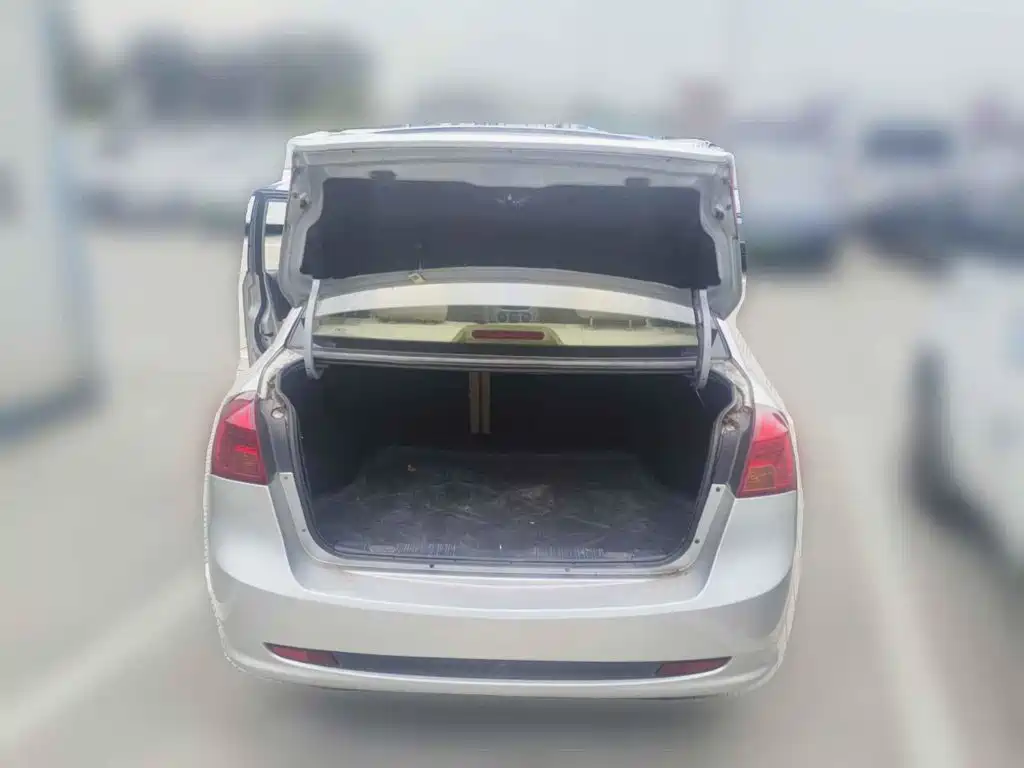 Buick Excelle 2012 2011 1.6LX-AT