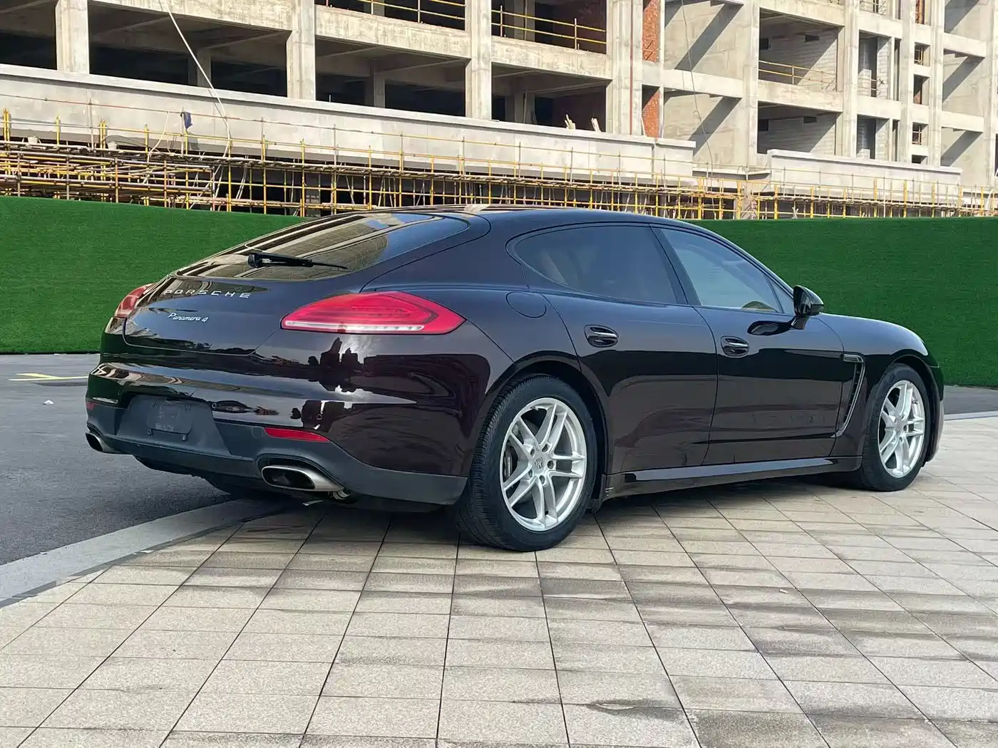 Porsche Panamera 2014 Panamera 4 3.0T фото 4