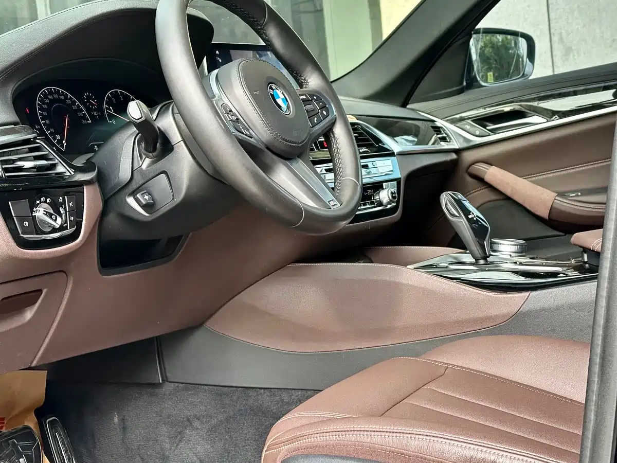 BMW 5 Series 2019 Facelift 525Li M Sport Package фото 20