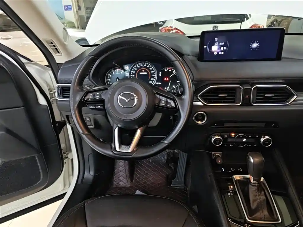 صورة 10 - Mazda CX-5