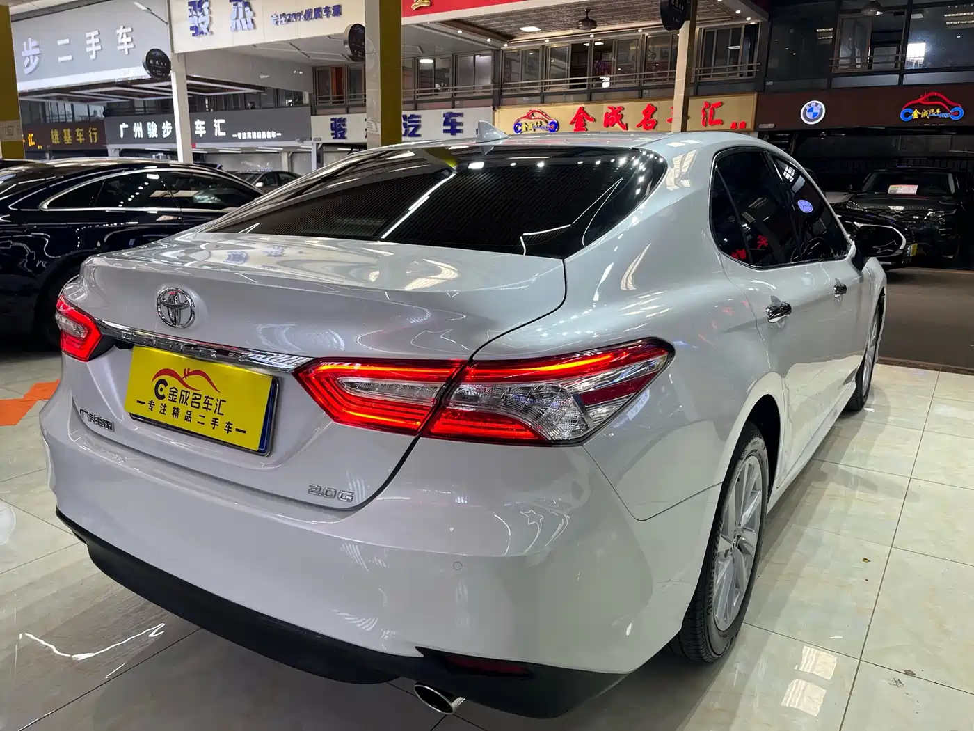 Toyota Camry 2021 2.0G Luxury Edition фото 22