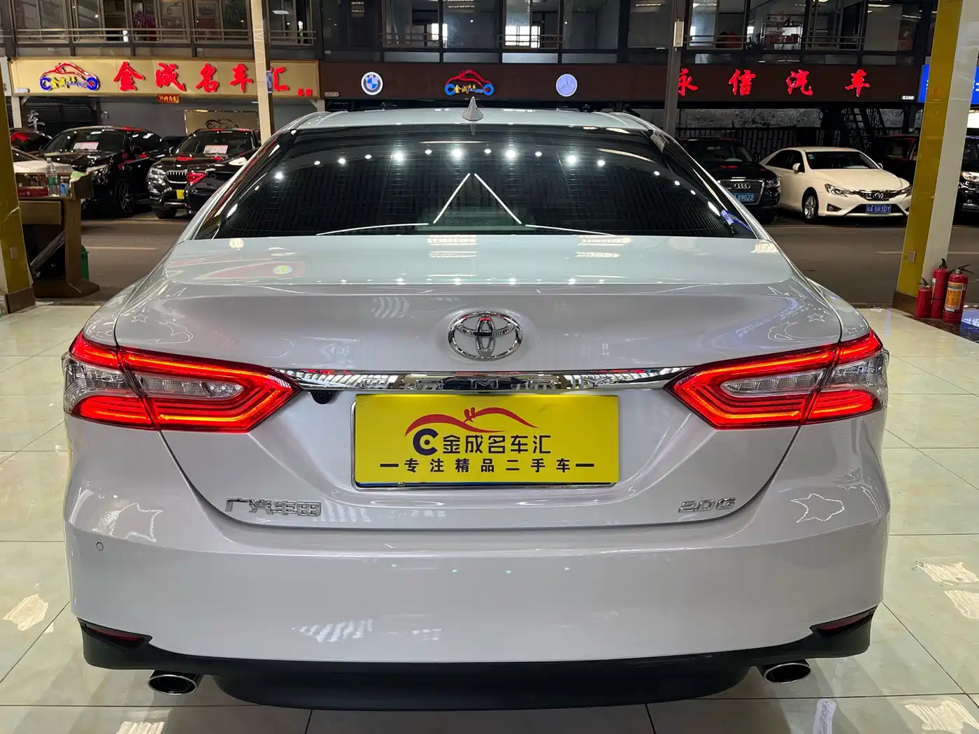 Toyota Camry 2021 2.0G Luxury Edition фото 21