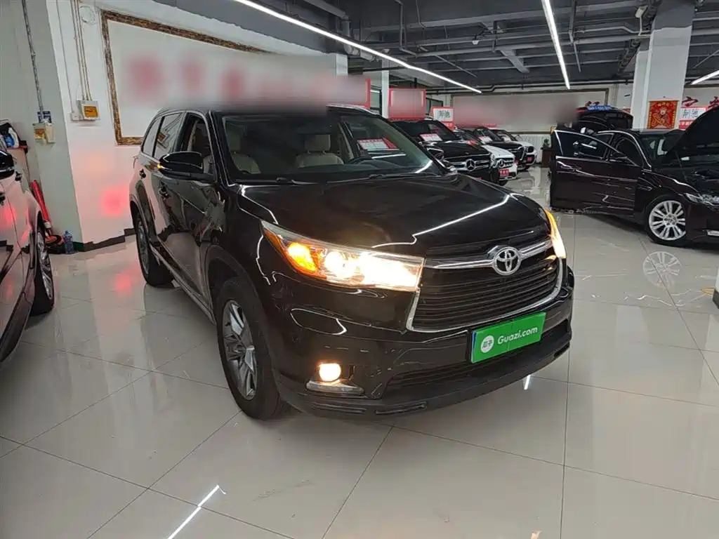 Toyota Highlander 2015 2.0T AWD Luxury Edition 7-seater фото 4