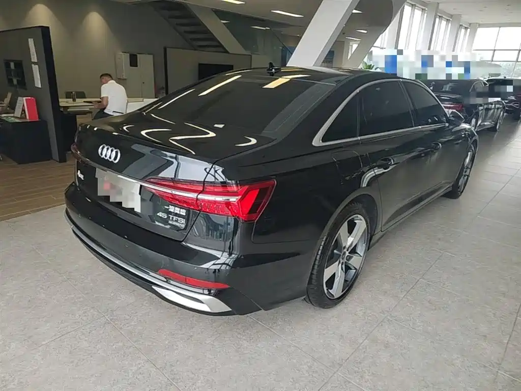 Audi A6L 2023 45 TFSI quattro Premium Dynamic фото 12