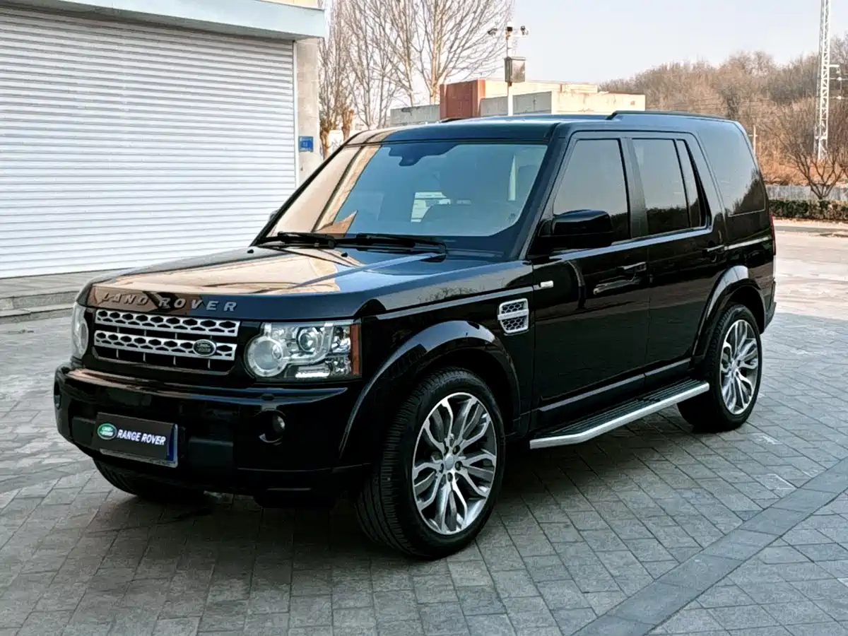 Land Rover Discovery 2011 4.0 V6 HSE фото 3