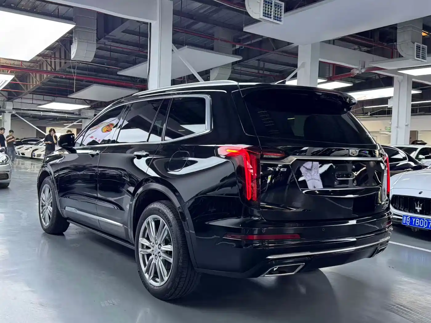 Cadillac XT6 2022 2.0T 6-Seater 4WD Luxury Edition фото 19