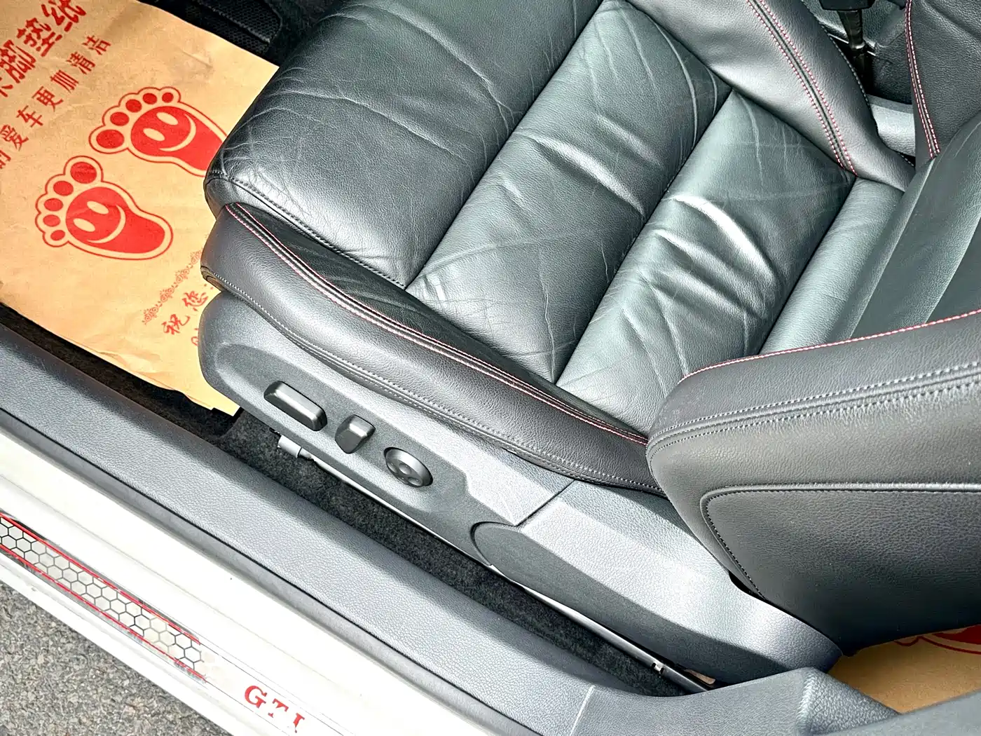Volkswagen Golf GTI 2012 2.0TSI GTI фото 17