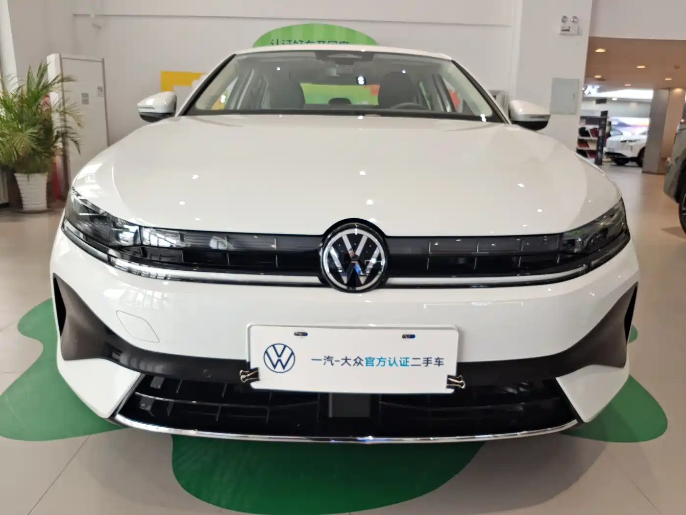 Volkswagen Sagitar 2025 300TSI DSG High-end Model фото 2