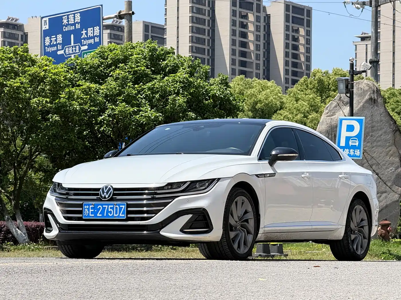 Volkswagen FAW-Volkswagen CC 2023 380TSI Eye-catching Edition фото 2