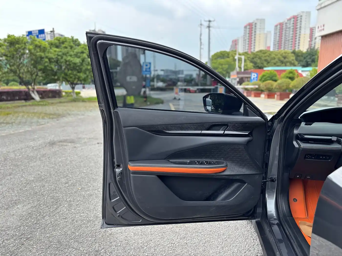 CHANGAN UNI-V