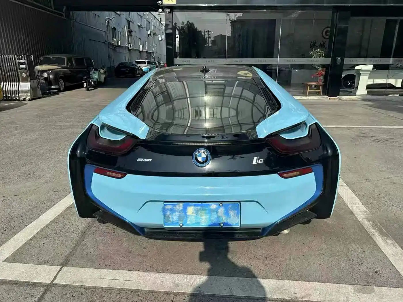 BMW i8 2014 Standard фото 8