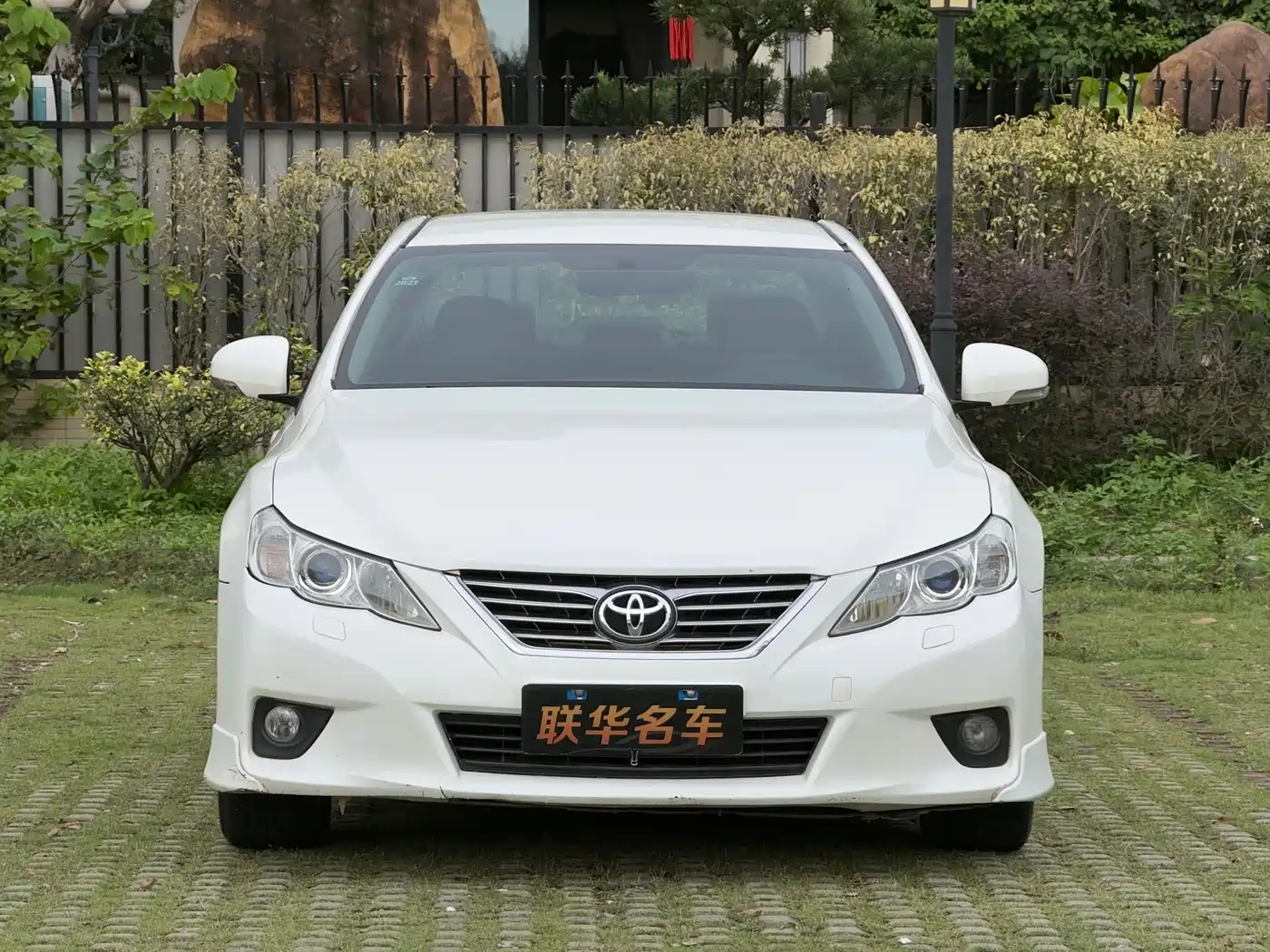 Toyota Reiz 2010 2.5S Elegance Elite Edition фото 2