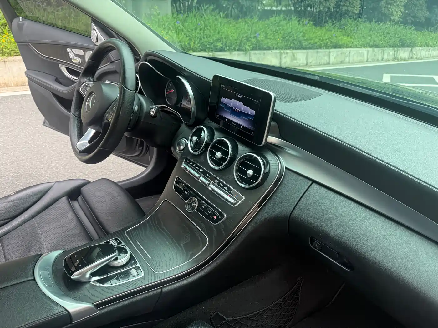 Mercedes-Benz C-Class 2018 C 200 L Sport Edition фото 17
