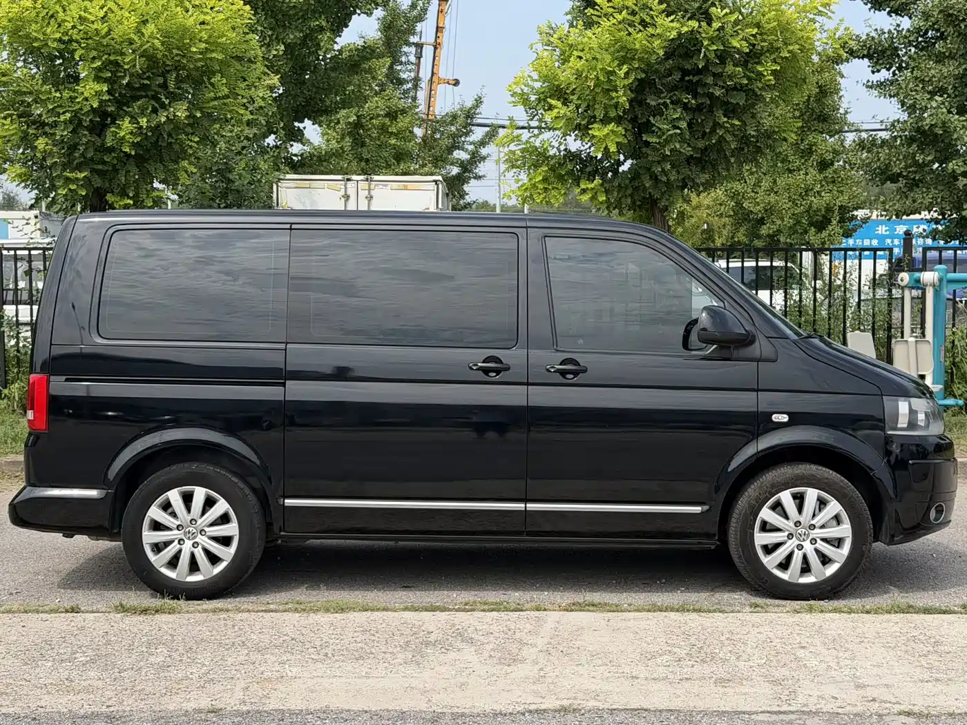 Volkswagen Multivan 2012 2012 2.0TSI 2WD Business Edition