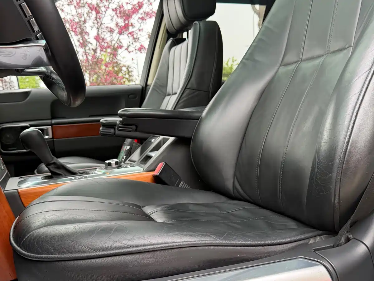 Land Rover Range Rover 2011 3.6 TDV8 фото 9