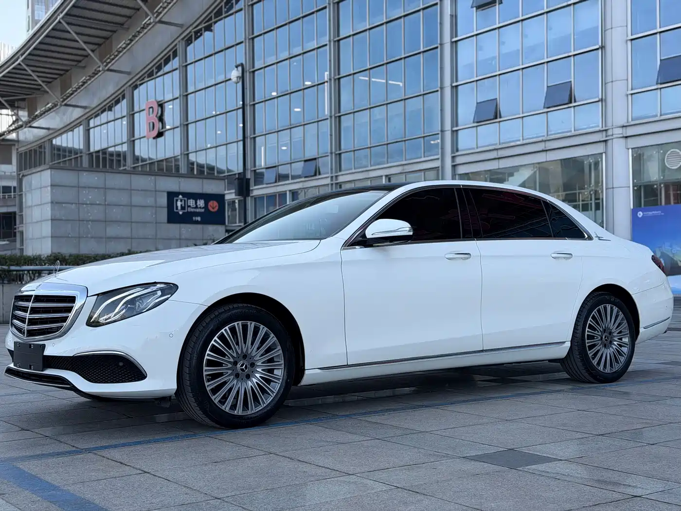 Mercedes-Benz E-Class 2020 E 300 L Luxury Model