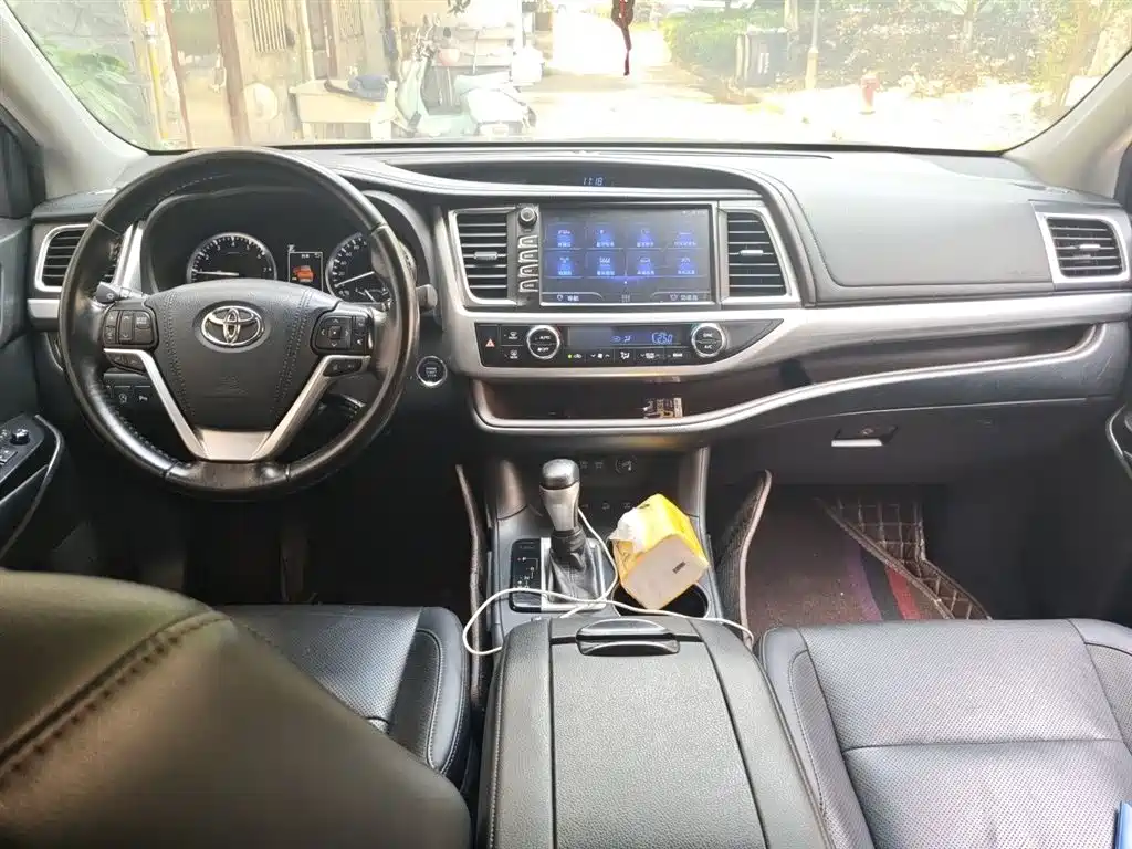 Toyota Highlander 2018 2.0T 4WD Luxury 7-seater China VI фото 13