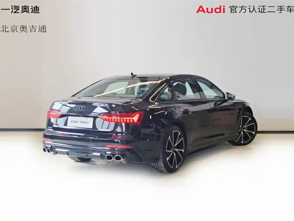 Audi A6L 2024 45 TFSI quattro Exclusive Dynamic фото 4