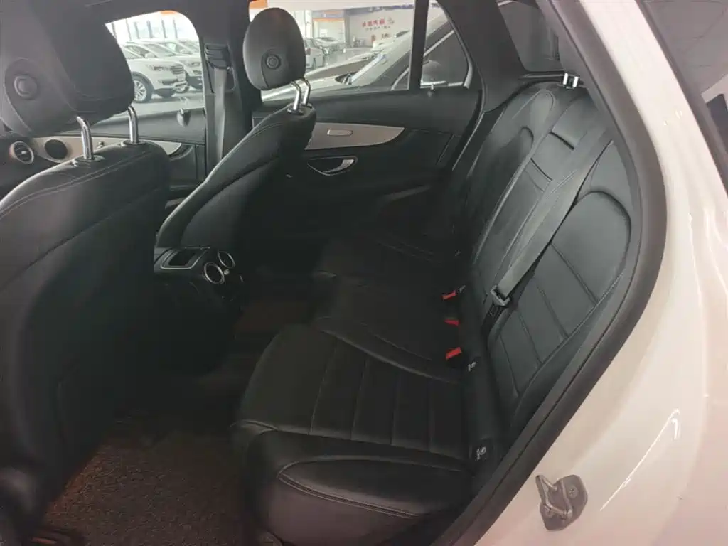 Mercedes-Benz GLC 2020 GLC 260 L 4MATIC Dynamic фото 17