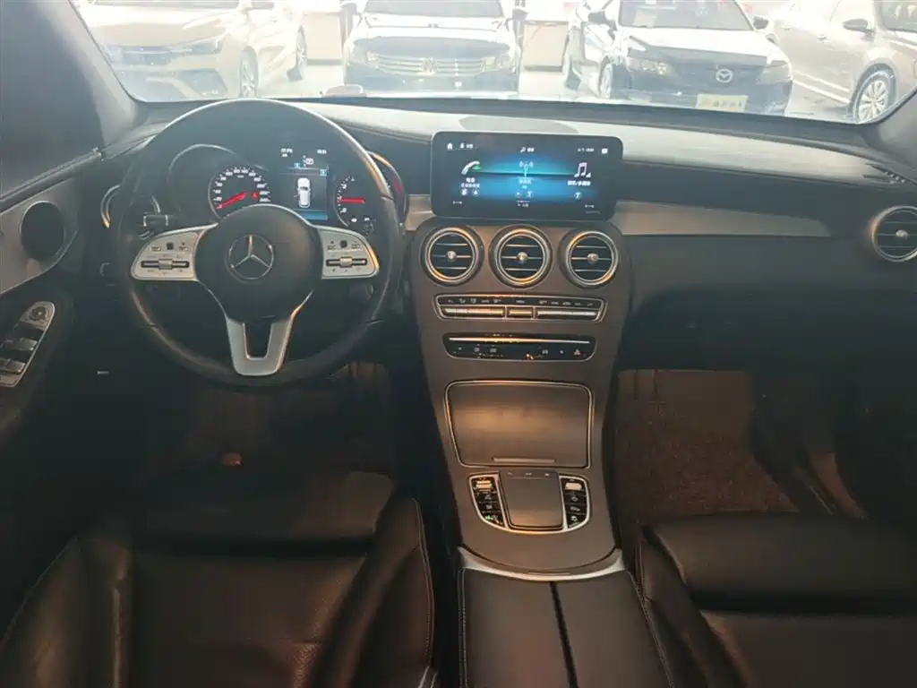 Mercedes-Benz GLC 2020 GLC 260 L 4MATIC Dynamic фото 10