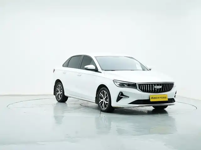 Фото 3 - Geely Emgrand