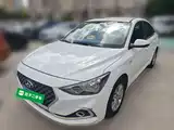 Фото 1 - Hyundai Elantra