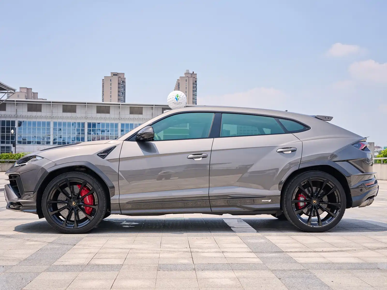Фото 6 - Lamborghini Urus