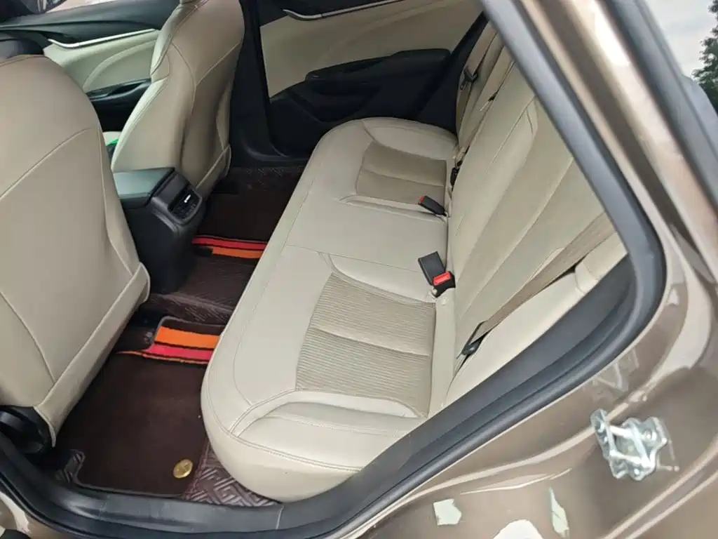 Фото 17 - Buick Excelle