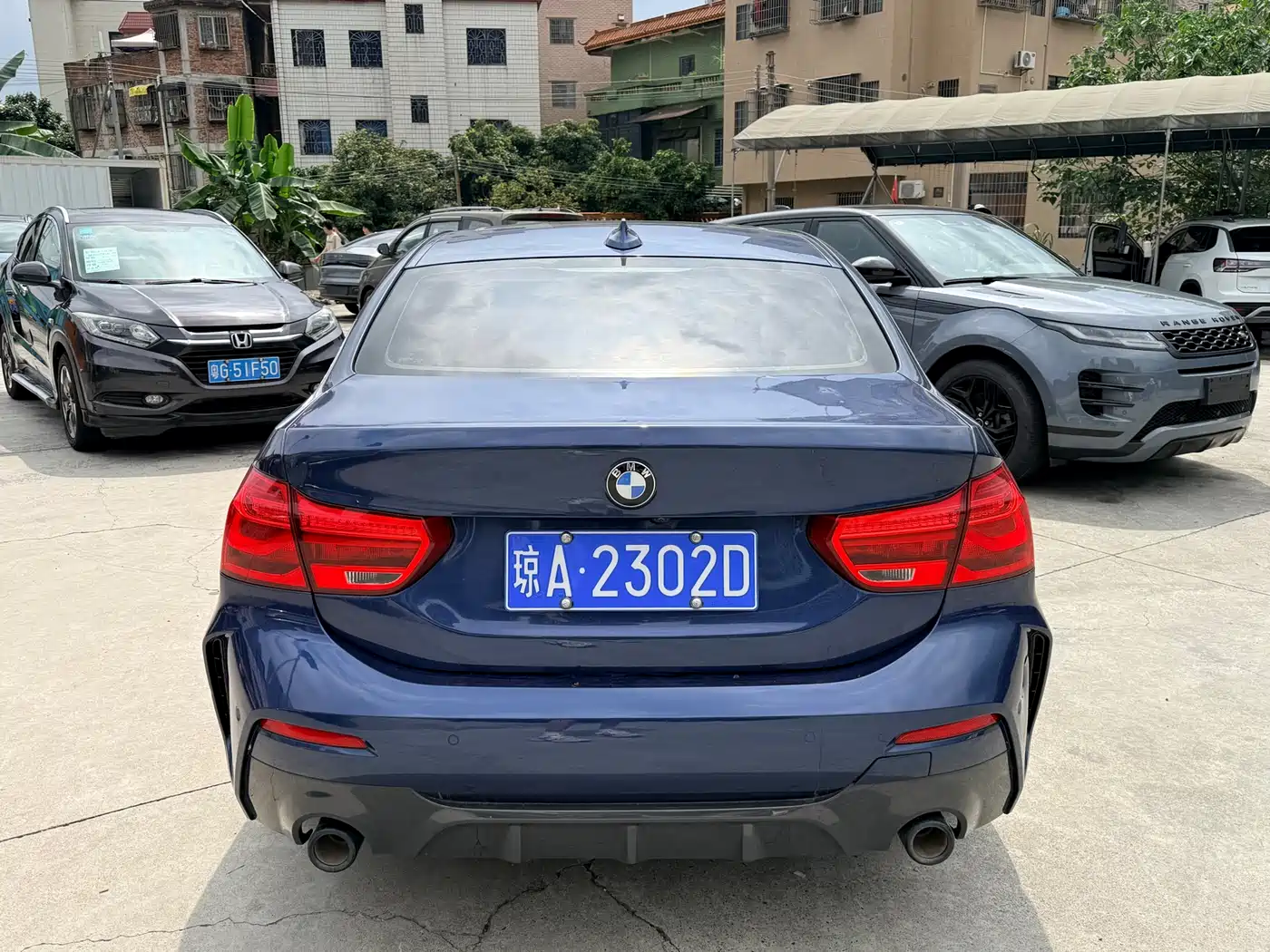BMW 1 Series 2021 120i M Sport Shadow Edition фото 11