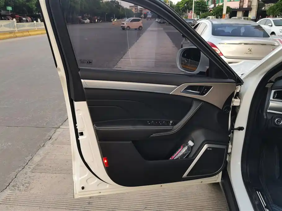 Haval H7 2018 Blue Label H7 2.0T Automatic Joy Edition фото 7