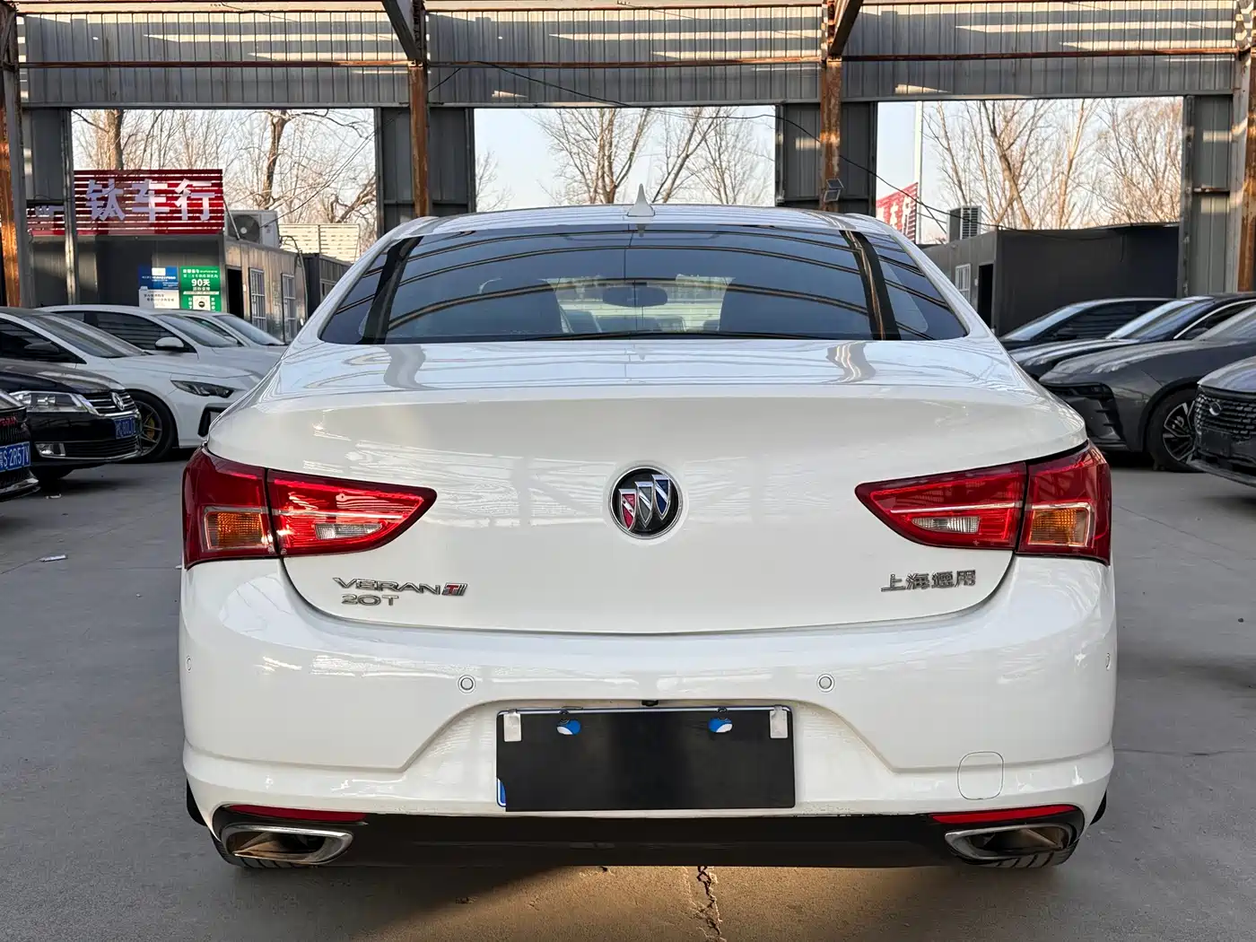 Buick Verano 2015 Sedan 20T Dual-clutch Elite фото 8