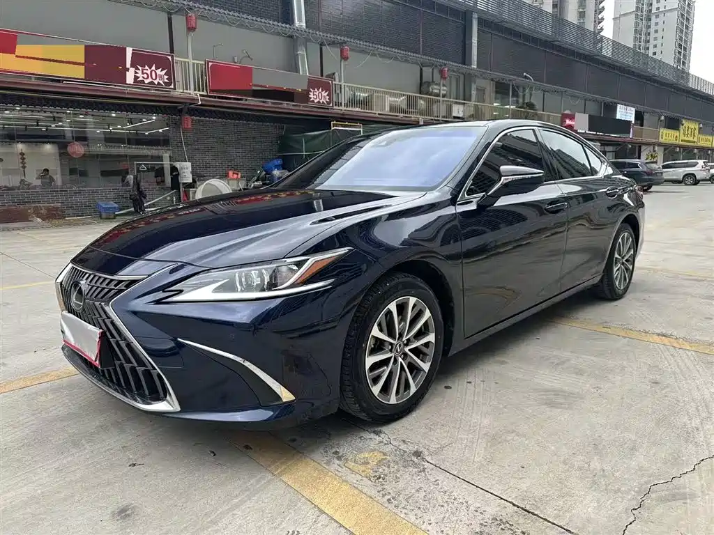 Lexus ES 2022 200 Excellence Edition