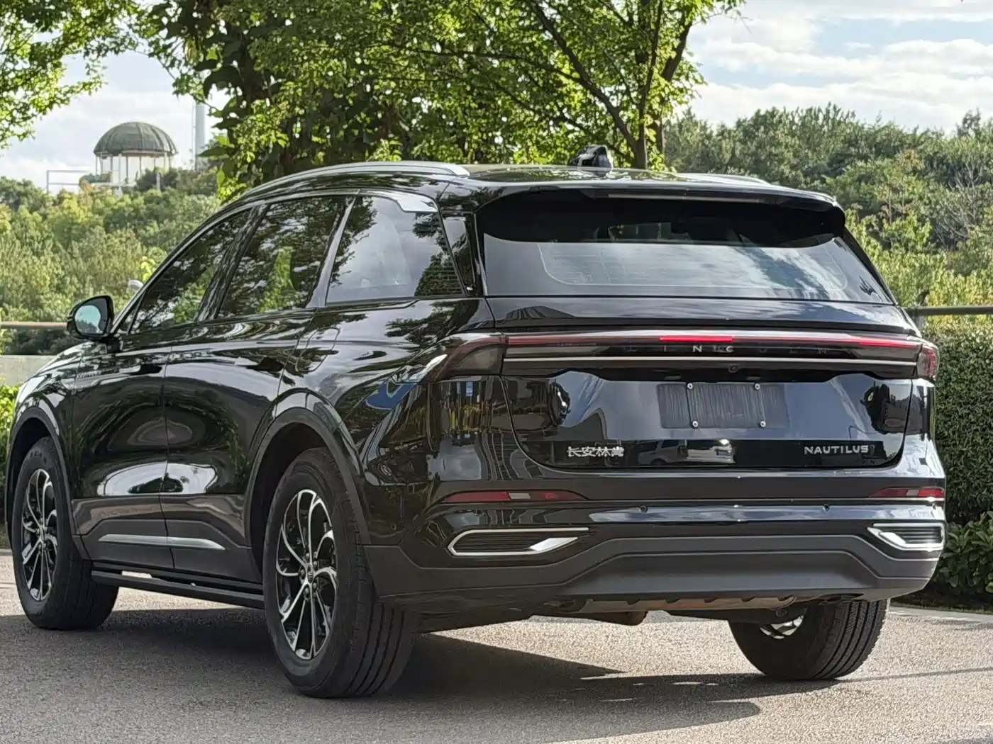 LINCOLN NAVIGATOR