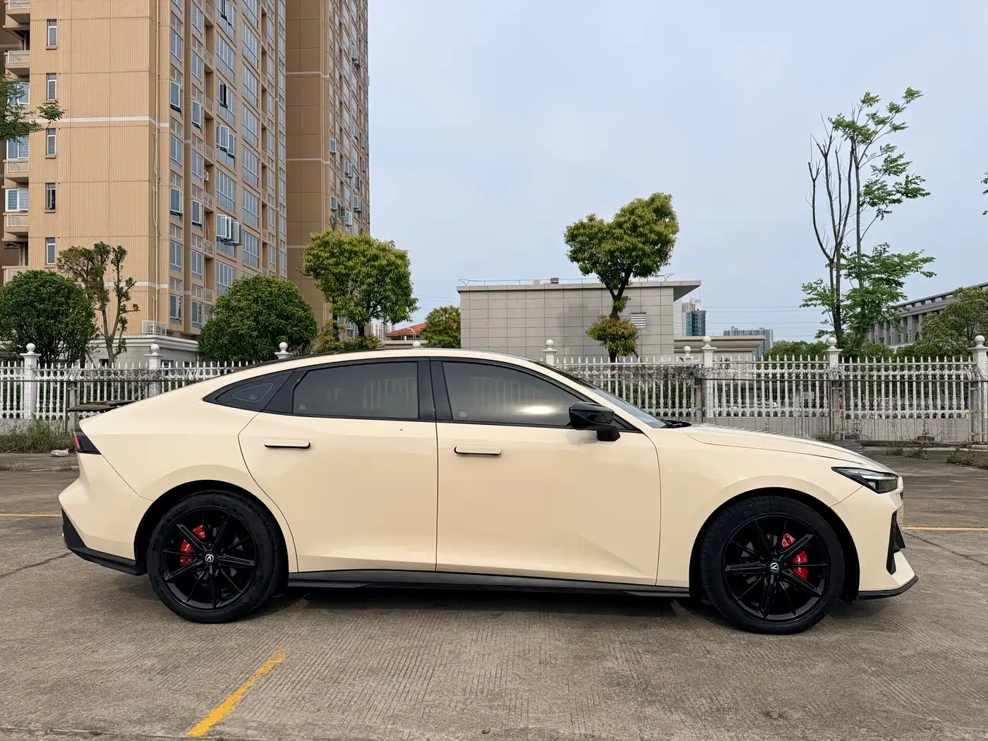CHANGAN UNI-V