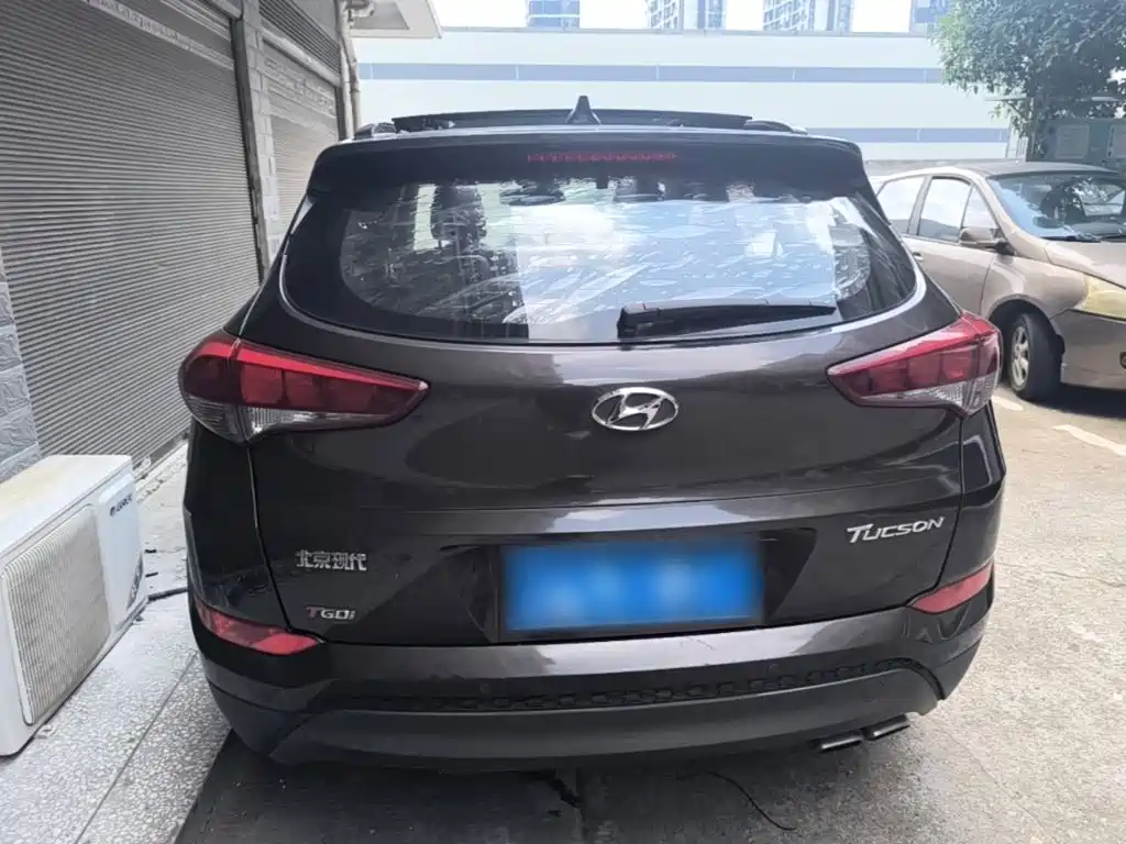 Фото 6 - Hyundai Tucson
