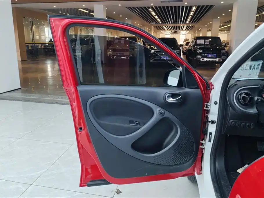 smart forfour 2017 2016 1.0L 52kW Passion Edition