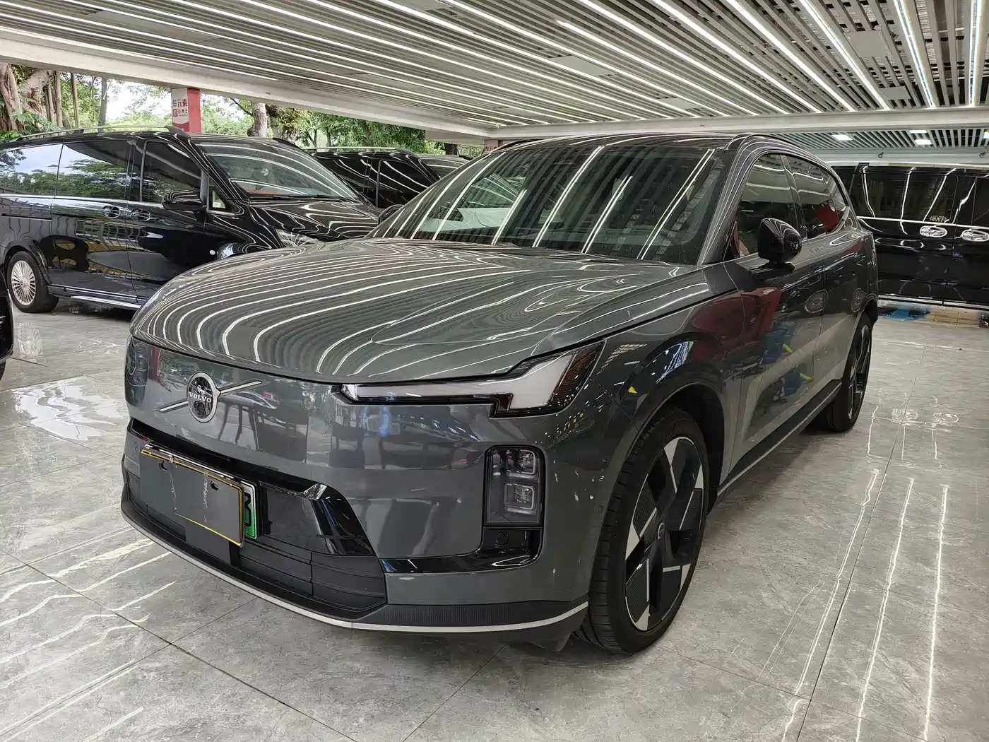 Volvo XC70 Plug-in Hybrid 2025 High-end Version