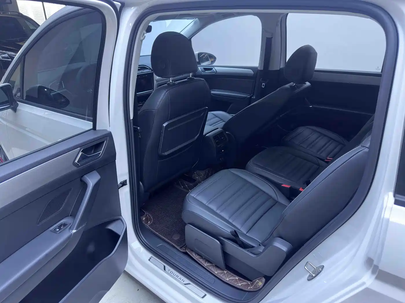 Volkswagen Touran 2023 2022 Touran L 280TSI DSG Comfort 7-seater